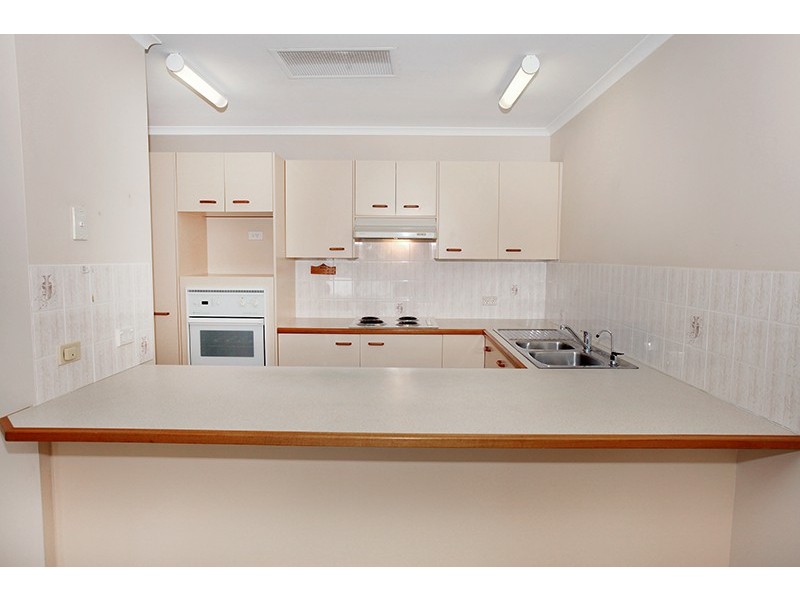 284/6 Melody Crt, Warana QLD 4575