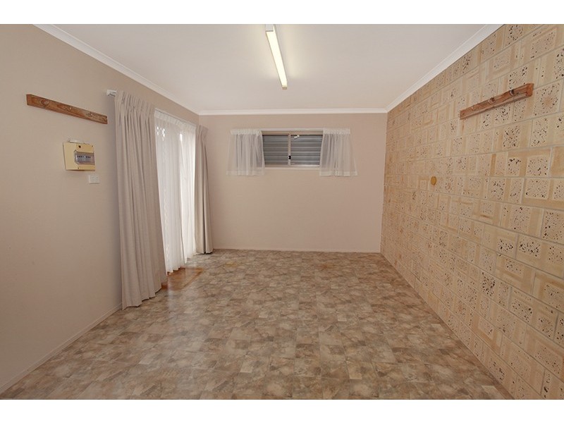 284/6 Melody Crt, Warana QLD 4575