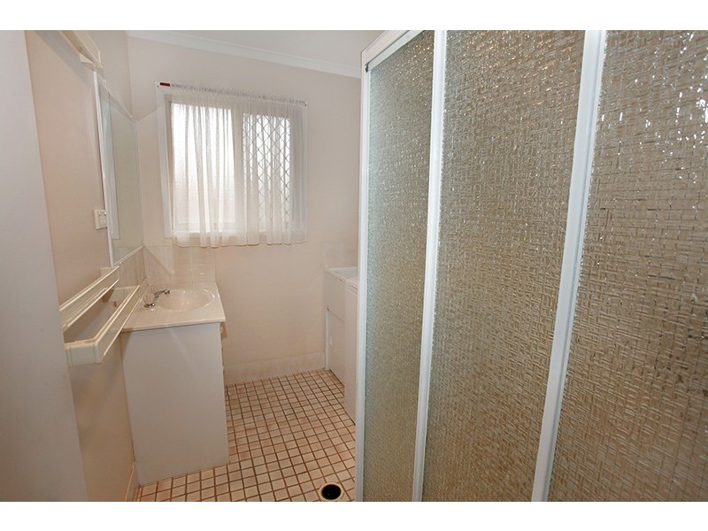 284/6 Melody Crt, Warana QLD 4575
