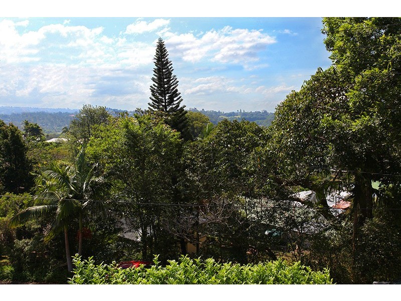 3 Magnolia Street, Nambour QLD 4560