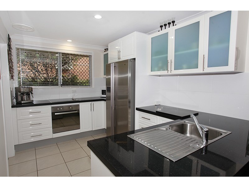 16 Blaxland Road, Nambour QLD 4560