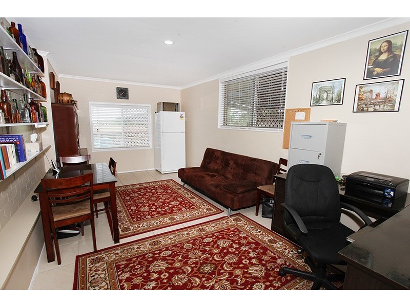 16 Blaxland Road, Nambour QLD 4560