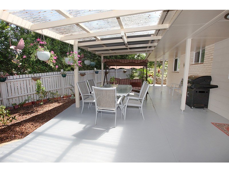 16 Blaxland Road, Nambour QLD 4560