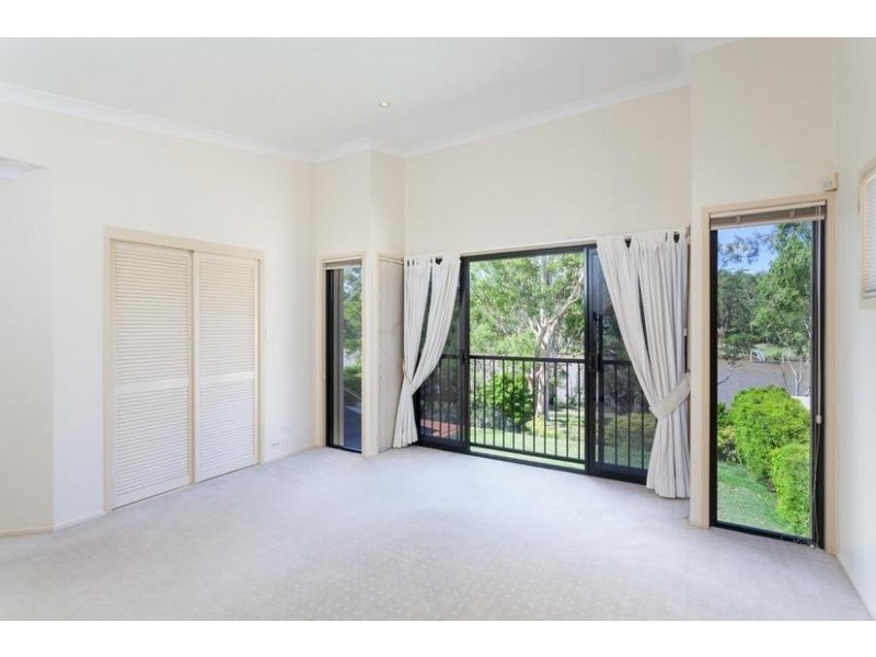 7 Samuel Place, Sinnamon Park QLD 4073