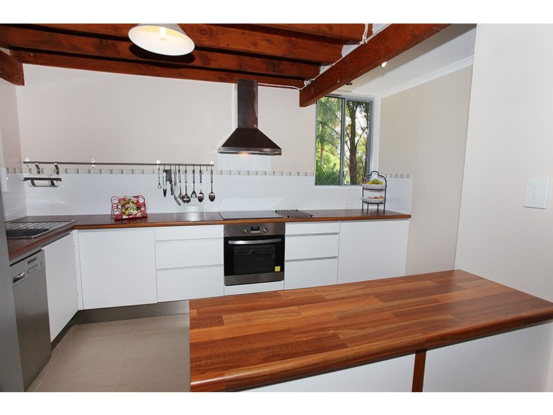 22 Murray Crescent, Nambour QLD 4560