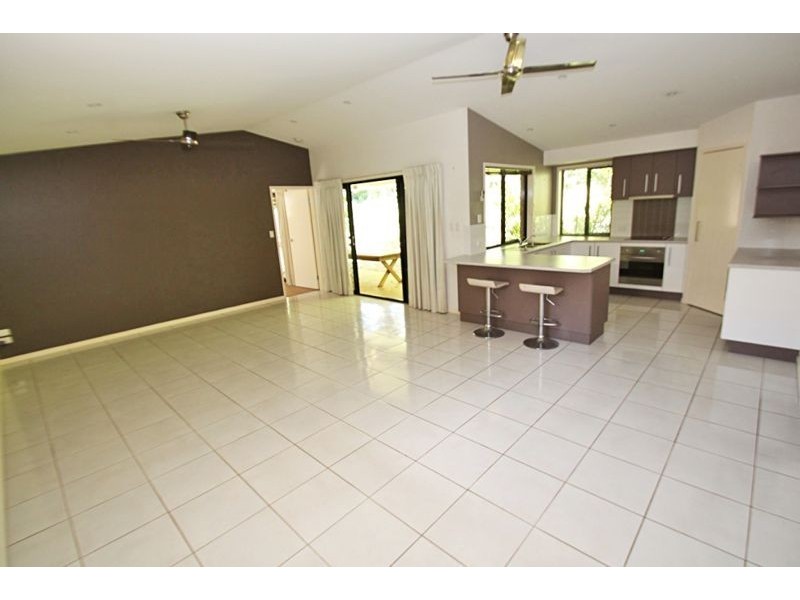 24 Court Road, Nambour QLD 4560