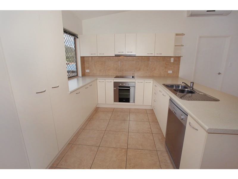 1 Tuckers Creek Dve, Nambour QLD 4560