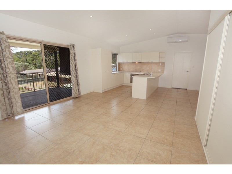 1 Tuckers Creek Dve, Nambour QLD 4560