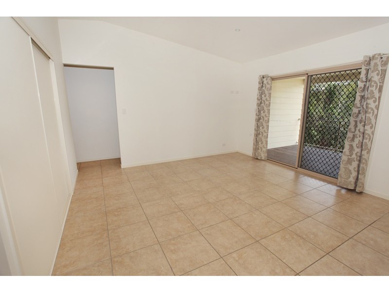 1 Tuckers Creek Dve, Nambour QLD 4560