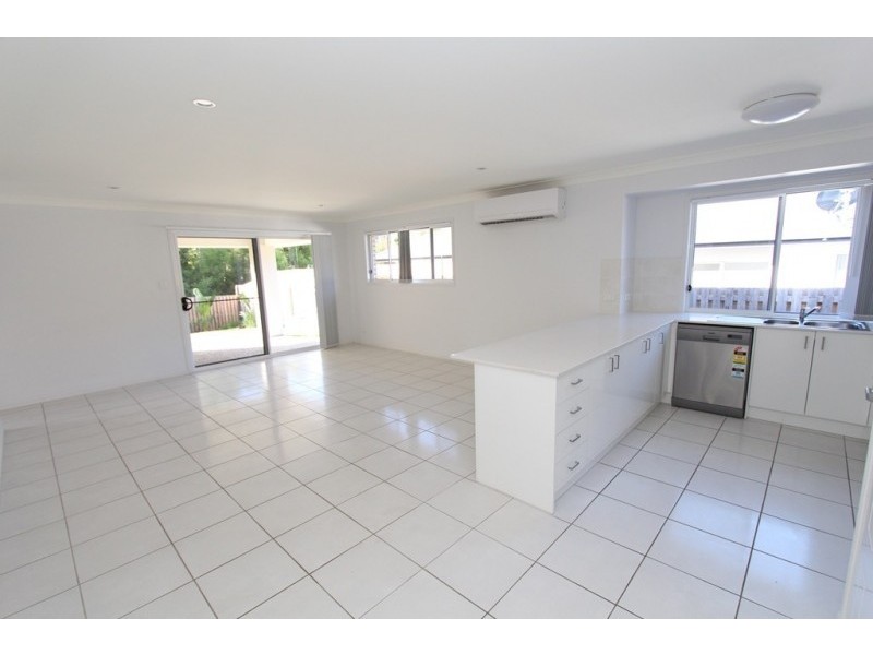 4 Expectation Court, Nambour QLD 4560