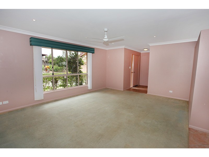 31 Westview Crescent, Nambour QLD 4560