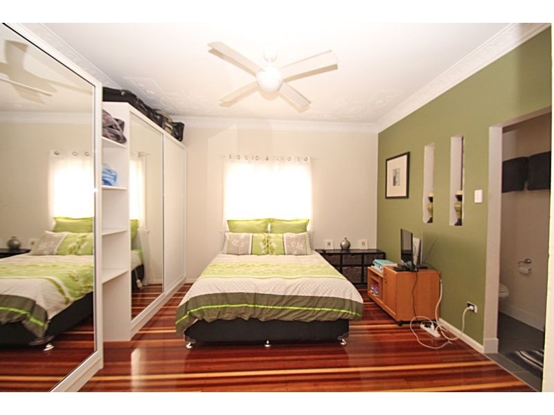 9 Mount Pleasant Road, Nambour QLD 4560