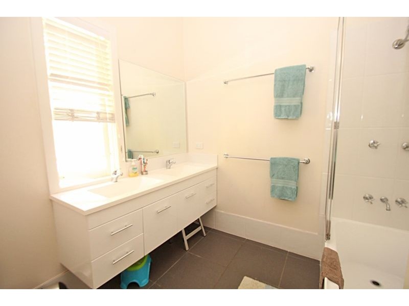 9 Mount Pleasant Road, Nambour QLD 4560