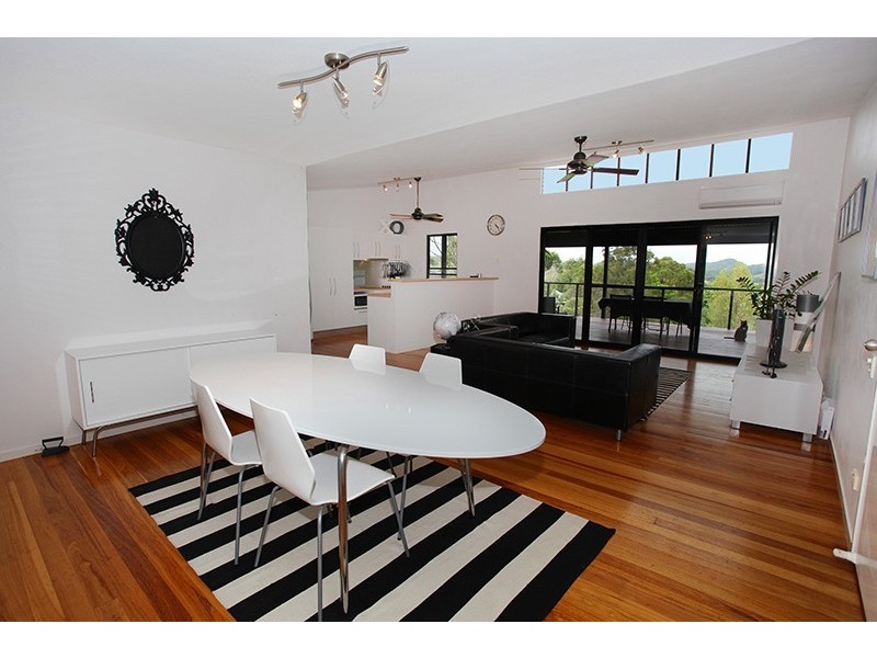 9 Vivian Street, Highworth QLD 4560