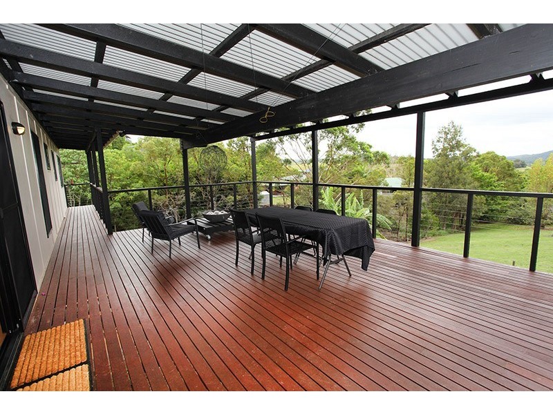 9 Vivian Street, Highworth QLD 4560