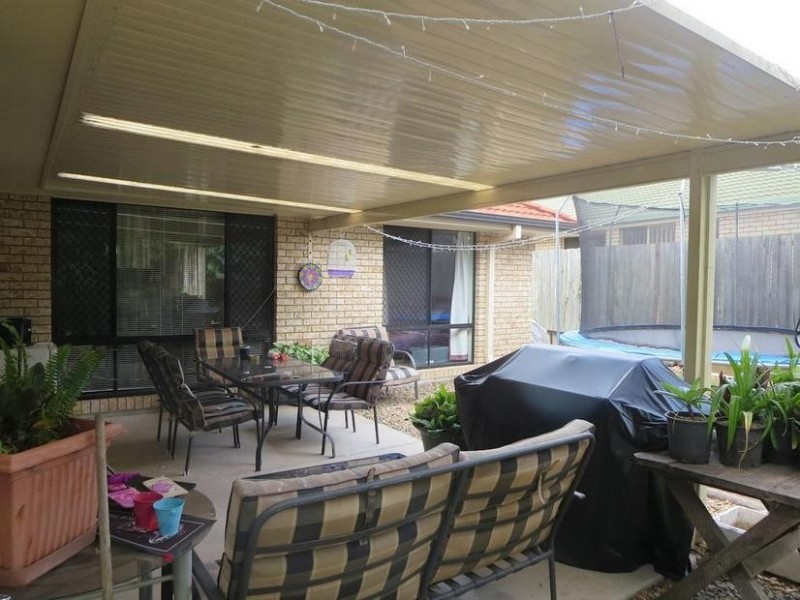13 Robertson Drive, Burnside QLD 4560