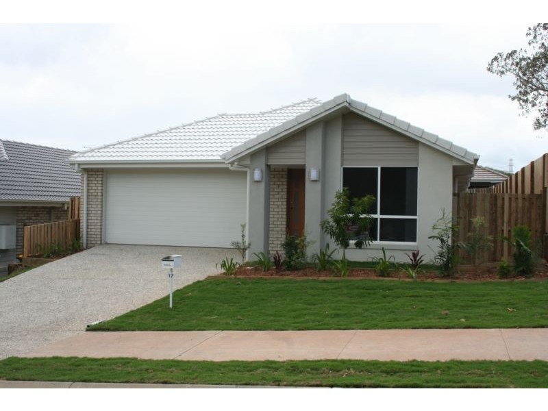 17 Expectation Cct, Nambour QLD 4560