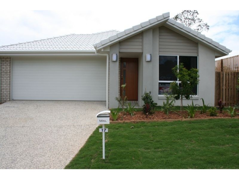 17 Expectation Cct, Nambour QLD 4560