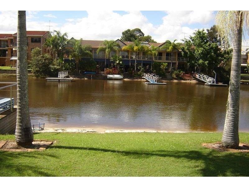 33 Schirrmann Drive, Maroochydore QLD 4558