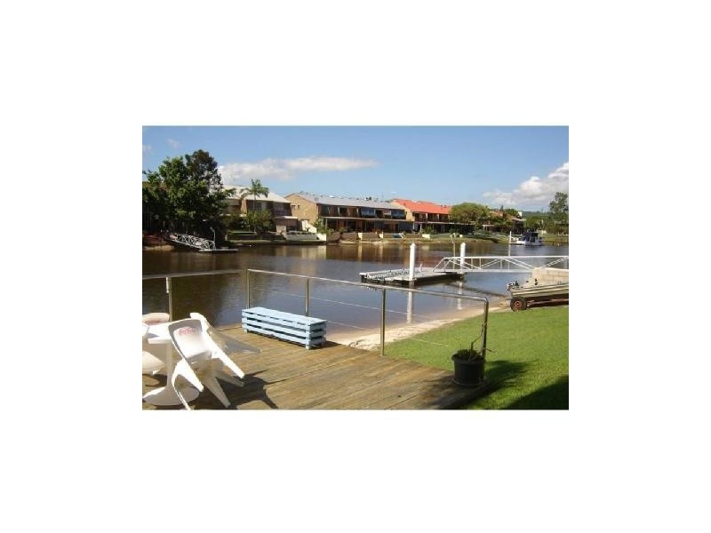 33 Schirrmann Drive, Maroochydore QLD 4558