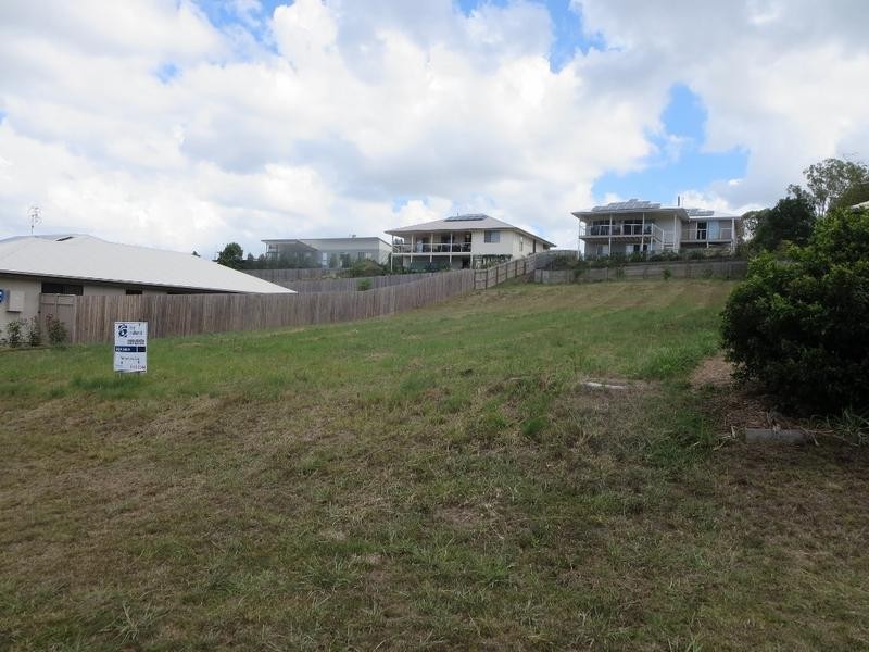 61 Robertson Drive, Burnside QLD 4560