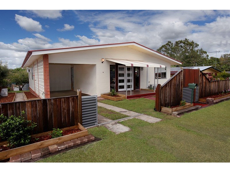 10 Alexandra Avenue, Nambour QLD 4560