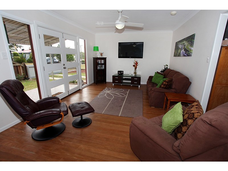 10 Alexandra Avenue, Nambour QLD 4560