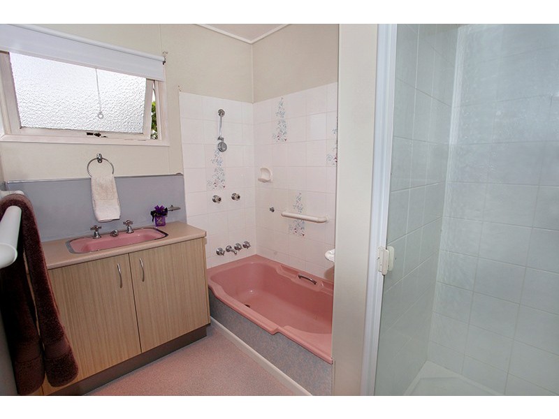 10 Alexandra Avenue, Nambour QLD 4560