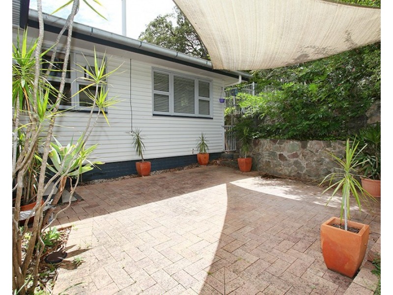 61 Lamington Tce, Nambour QLD 4560