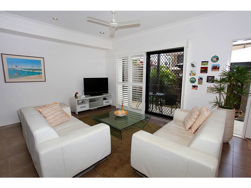 2/19 Webster Road, Nambour QLD 4560