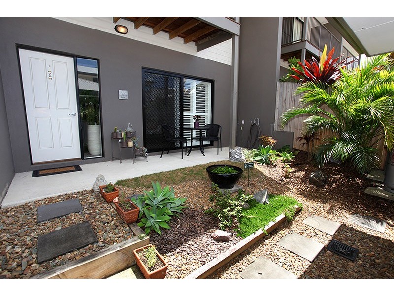 2/19 Webster Road, Nambour QLD 4560