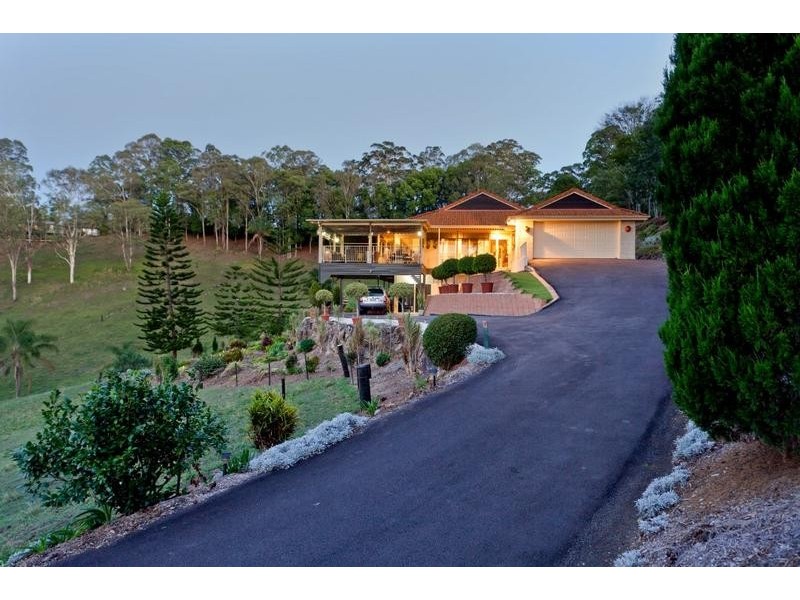 33 Panorama Dve, Nambour QLD 4560