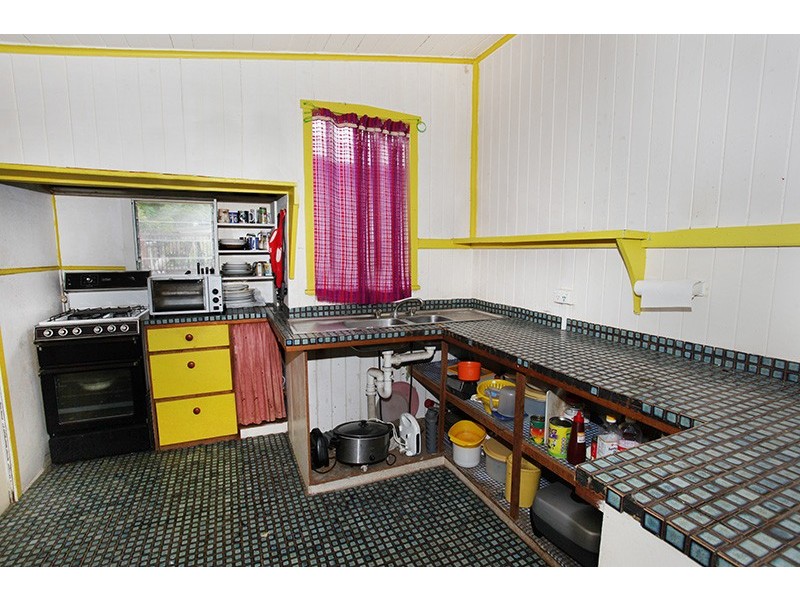 19 William Street, Nambour QLD 4560