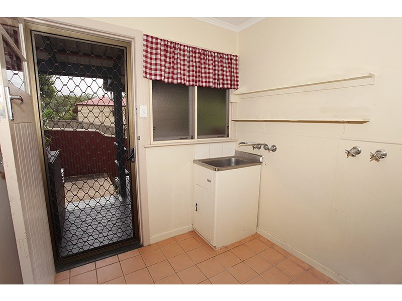 4 Hill Street, Palmwoods QLD 4555