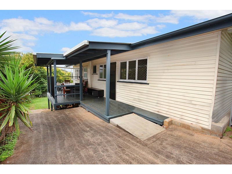 4 Hill Street, Palmwoods QLD 4555