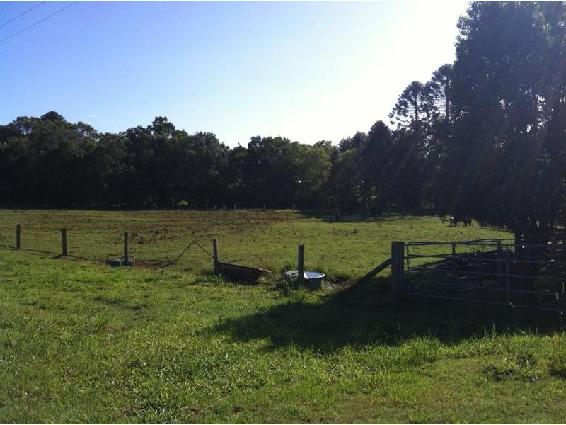 150 North Arm Road, North Arm QLD 4561