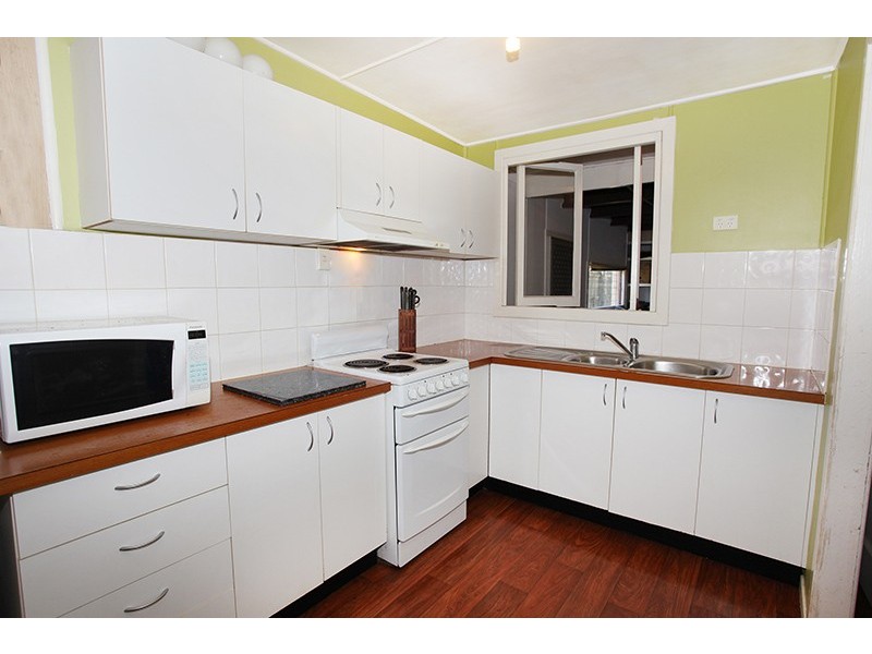 10 Fleming Street, Yandina QLD 4561