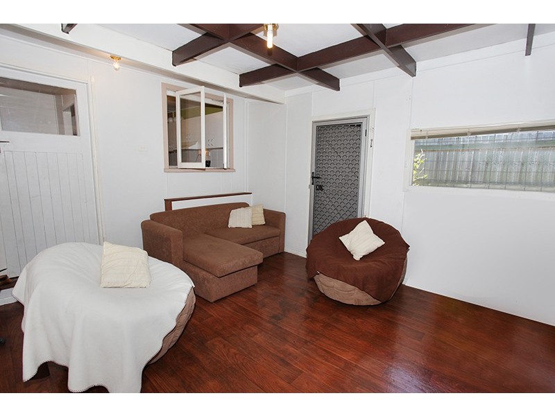 10 Fleming Street, Yandina QLD 4561