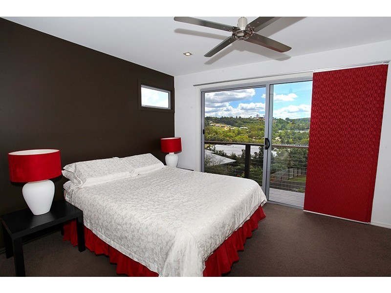 Burnside QLD 4560