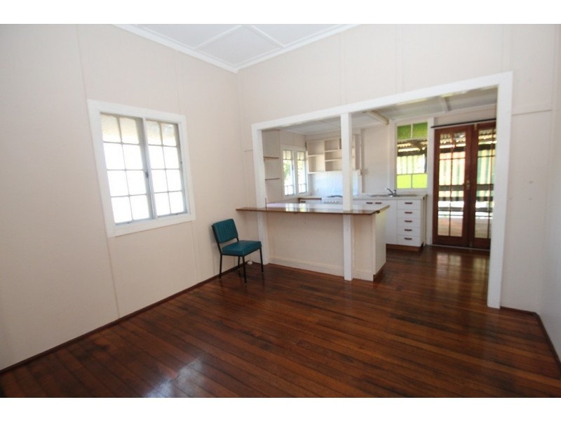 5 Tamper Street, Nambour QLD 4560