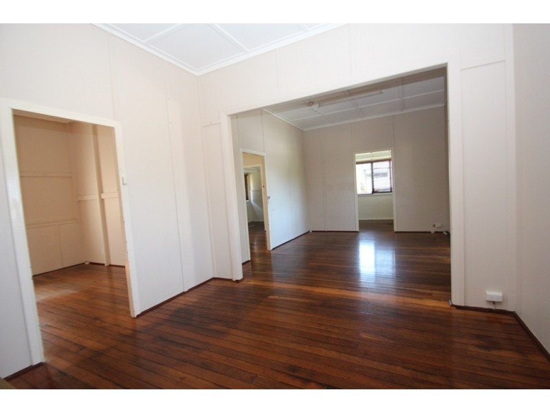 5 Tamper Street, Nambour QLD 4560