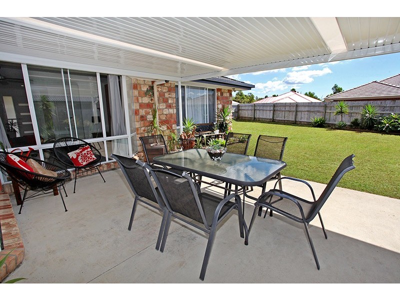 4 Griffin Place, Coes Creek QLD 4560