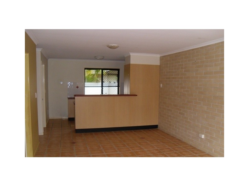 2/49 Elizabeth Street, Nambour QLD 4560