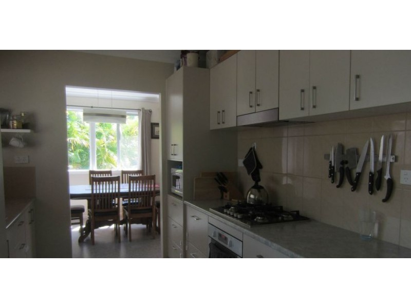 24 Elizabeth Way, Nambour QLD 4560