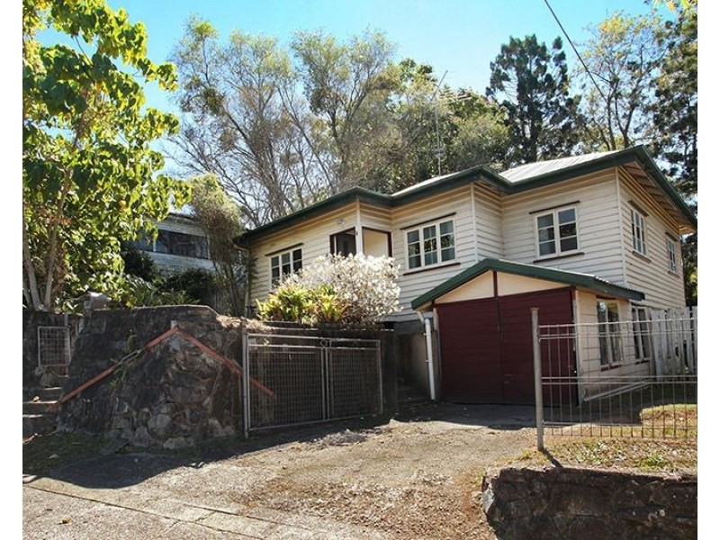 32 Hospital Road, Nambour QLD 4560