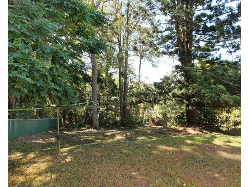 32 Hospital Road, Nambour QLD 4560