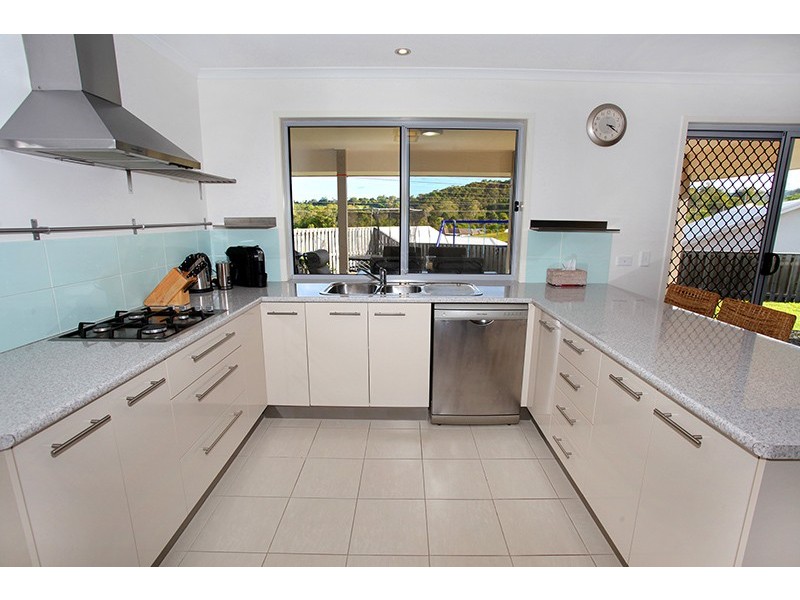 5 Dream Court, Nambour QLD 4560