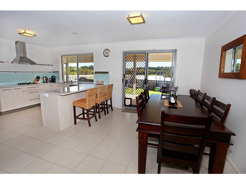 5 Dream Court, Nambour QLD 4560