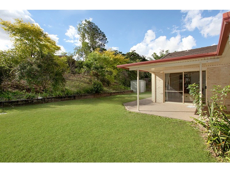 5 Birdwood Street, Burnside QLD 4560