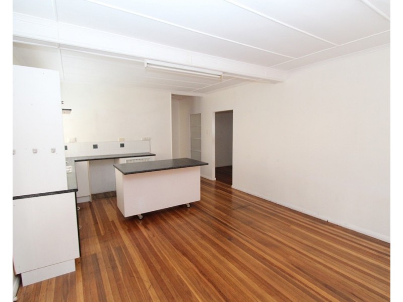 1/16 Mayfield Street, Nambour QLD 4560